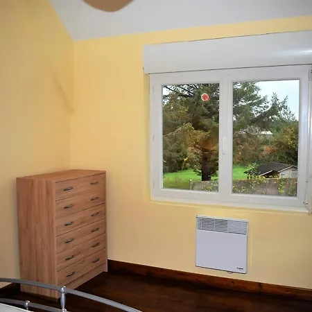 Villa Maison Bretonne Renovee Avec Wifi Et Jardin Clos A Landrellec Ref 249